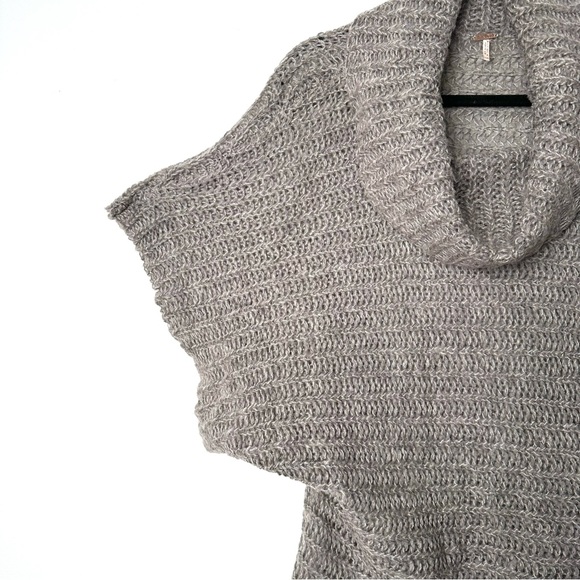 Free People Oversized Cozy Short Sleeve Cowl Neck Chunky Knit Sweater - Picture 6 of 11